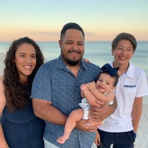 Meet your Posher, April